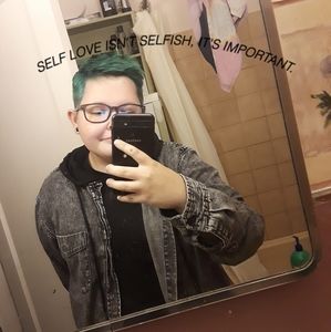 Meet your Posher, Evan